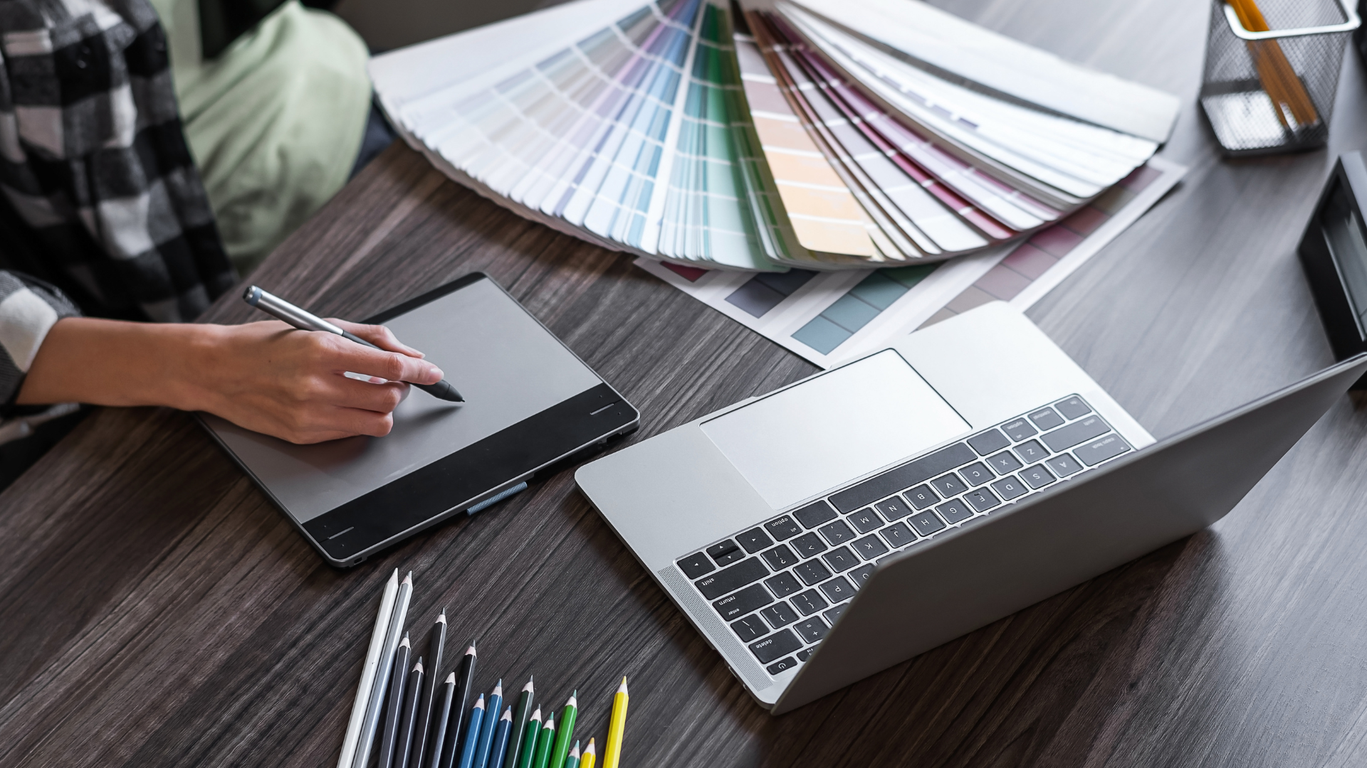 Logo dla startupu i małej firmy: Od szkicu do sukcesu!